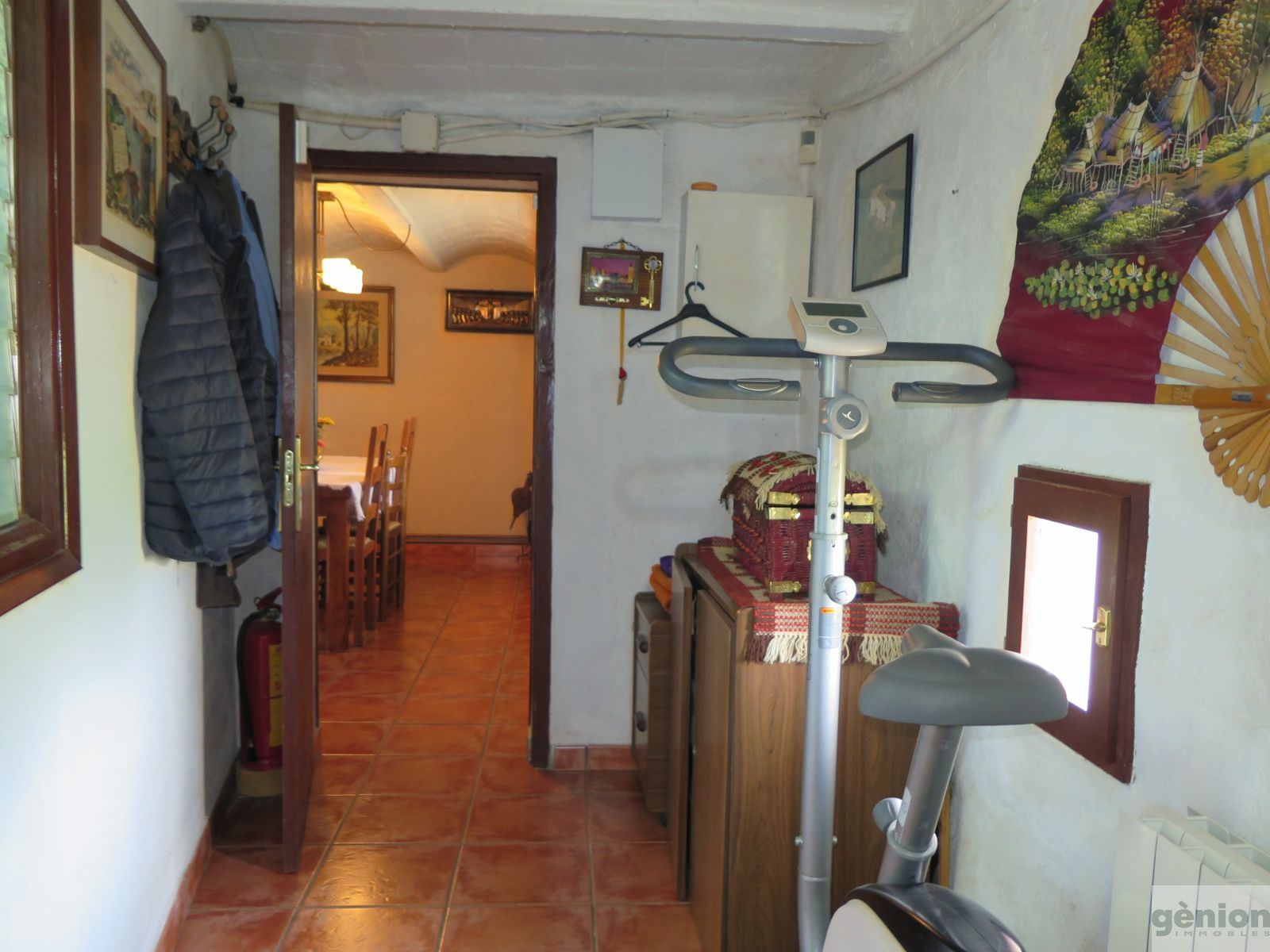 FARMHOUSE WITH A LIVING AREA OF 373 M² ON A 2.9-HA PLOT IN SANT ANDREU SALOU (GIRONÈS)