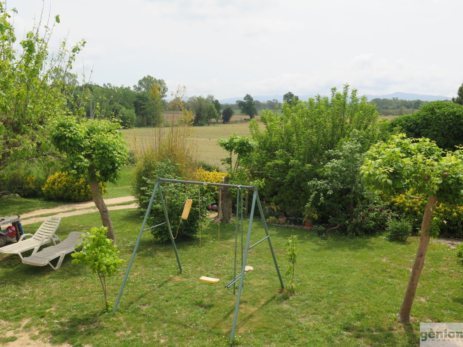FARMHOUSE WITH A LIVING AREA OF 373 M² ON A 2.9-HA PLOT IN SANT ANDREU SALOU (GIRONÈS)