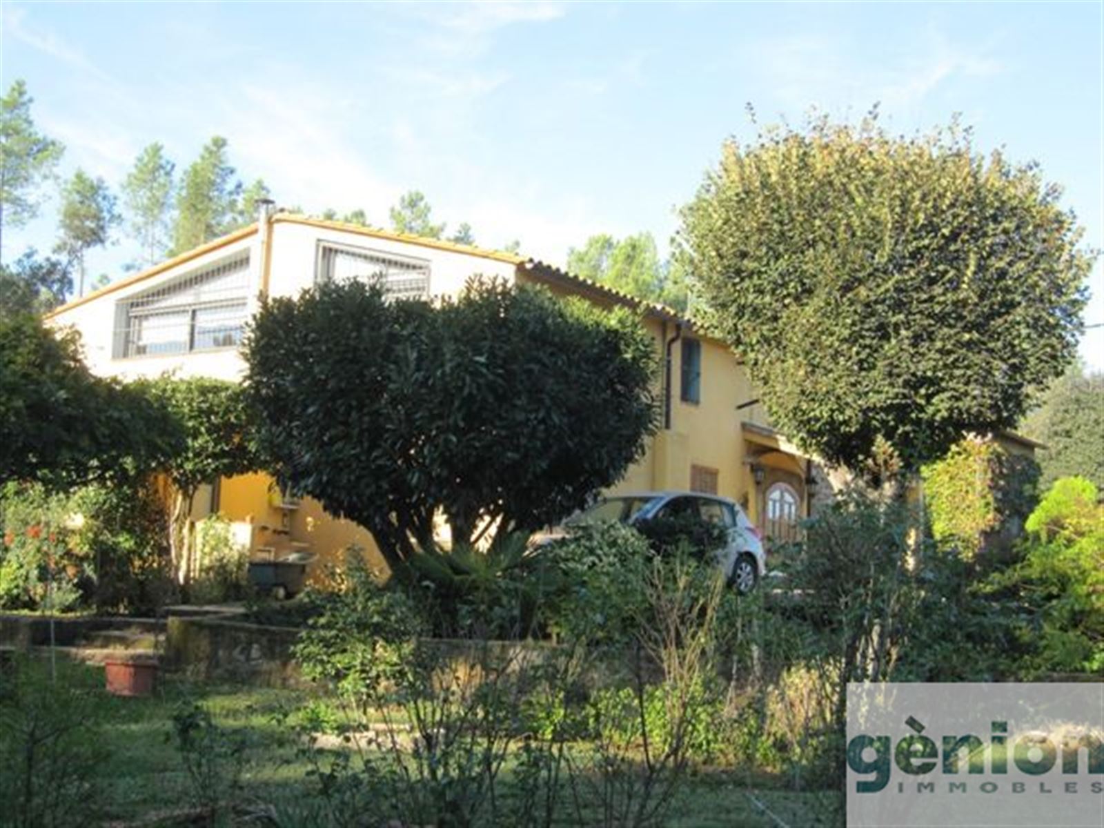 FARMHOUSE IN BESCANÓ, GIRONÈS. RESTORED, FEW MINUTES FROM GIRONA CENTRE