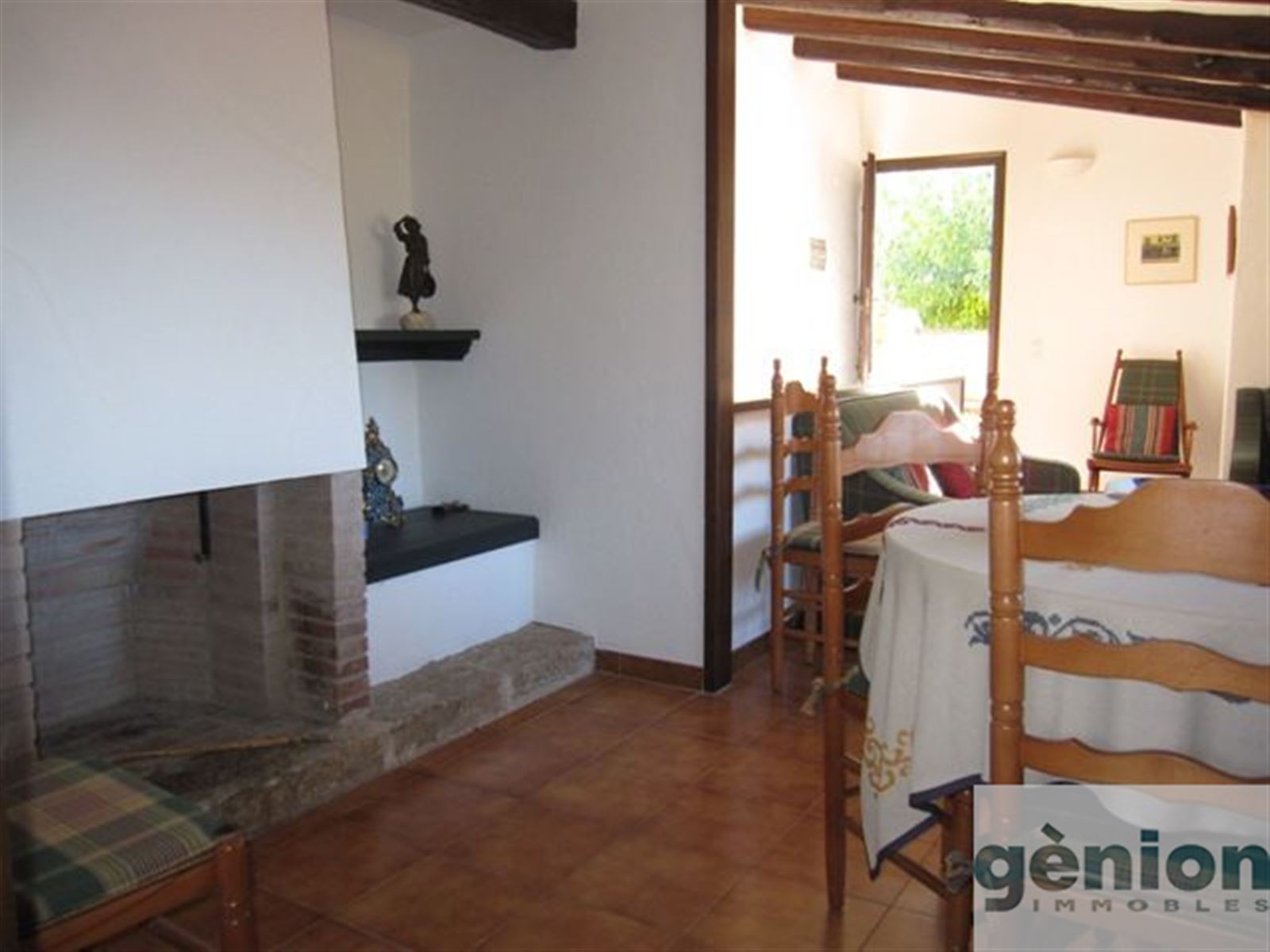 FARMHOUSE IN CANET D’ADRI, BESIDE GIRONA. 550M² BUILT AND 1,93HA OF LAND