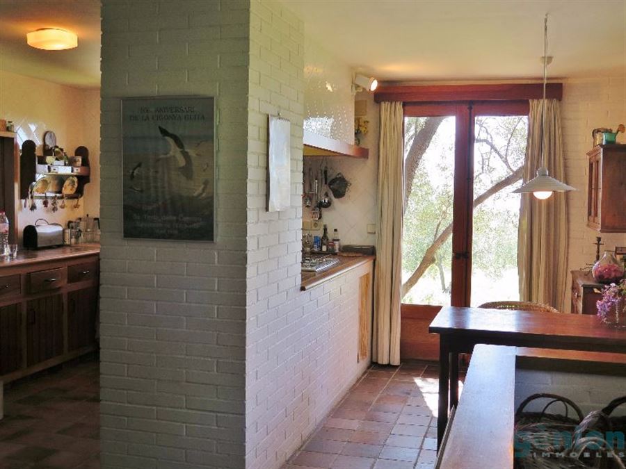 CASA EN PALAU SAVERDERA, ALT EMPORDÀ. ESPECTACULAR, CON VISTAS A LA BAHÍA DE ROSES