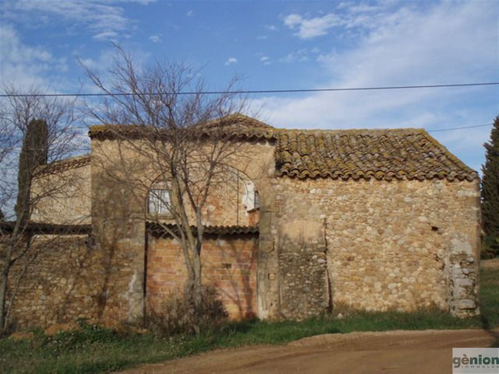 FERME À L’ALT EMPORDÀ. 1.562M² BÂTIE ET 18,2 HA DE TERRAIN