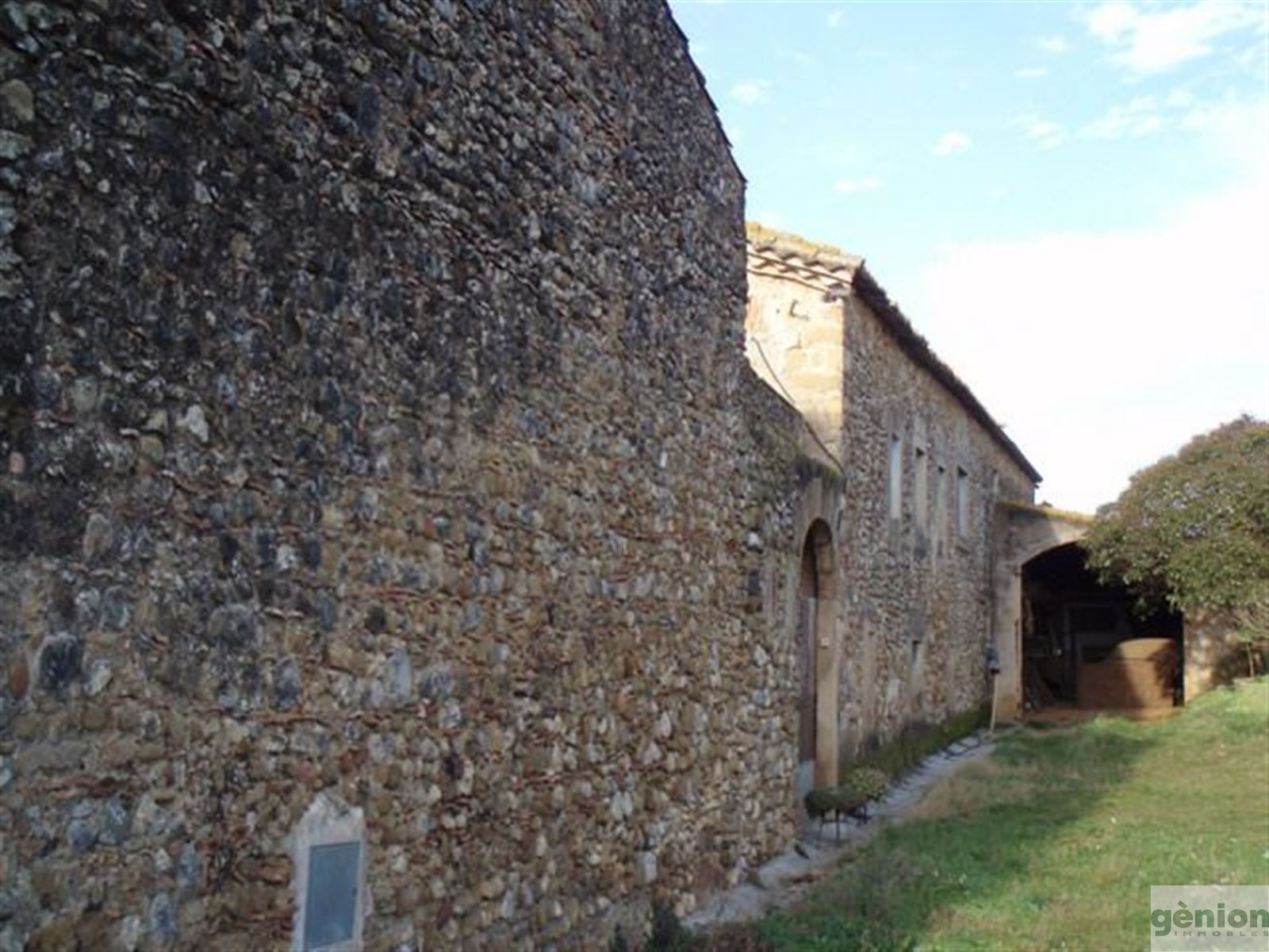 FERME À L’ALT EMPORDÀ. 1.562M² BÂTIE ET 18,2 HA DE TERRAIN