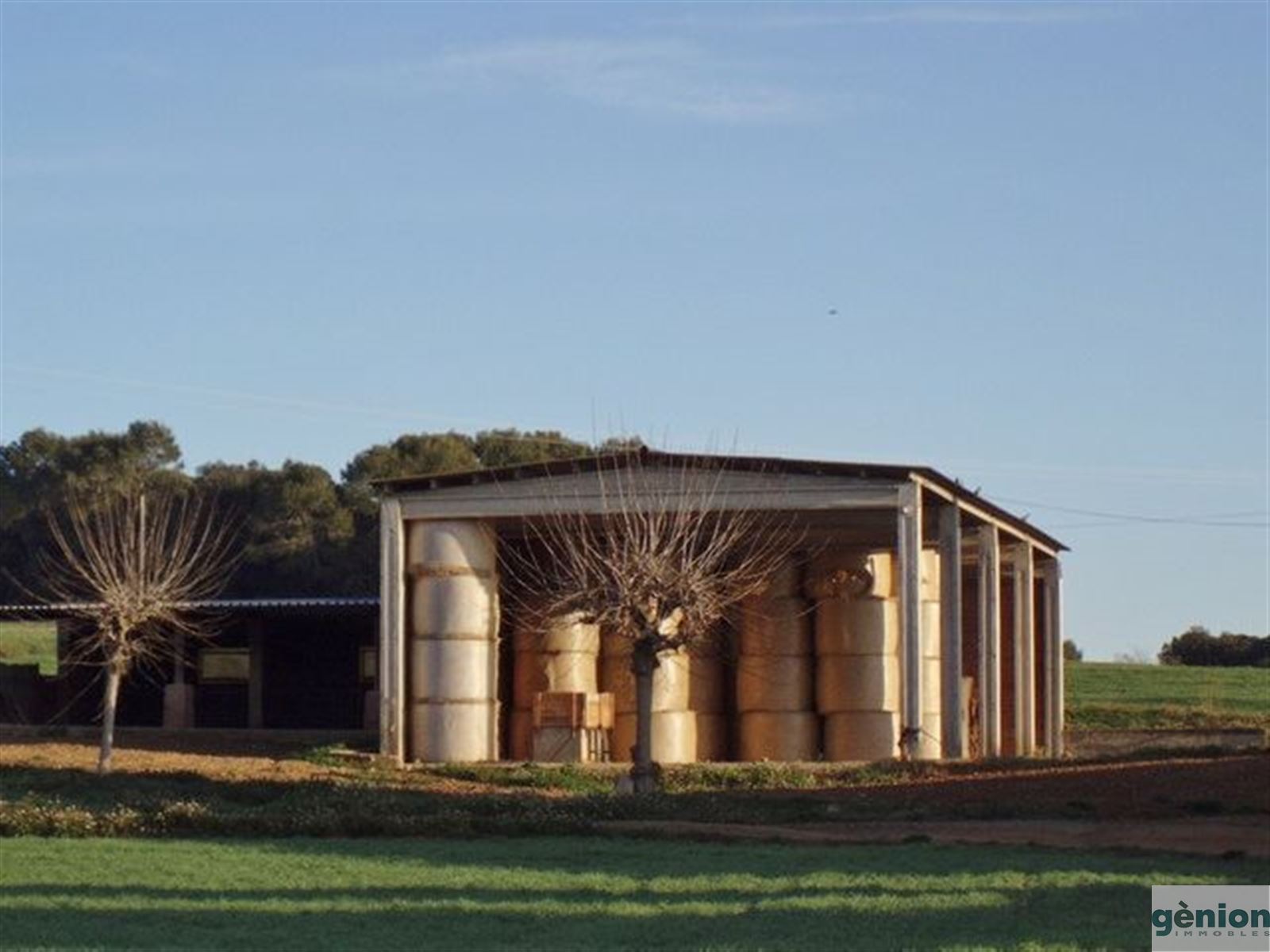 FERME À L’ALT EMPORDÀ. 1.562M² BÂTIE ET 18,2 HA DE TERRAIN