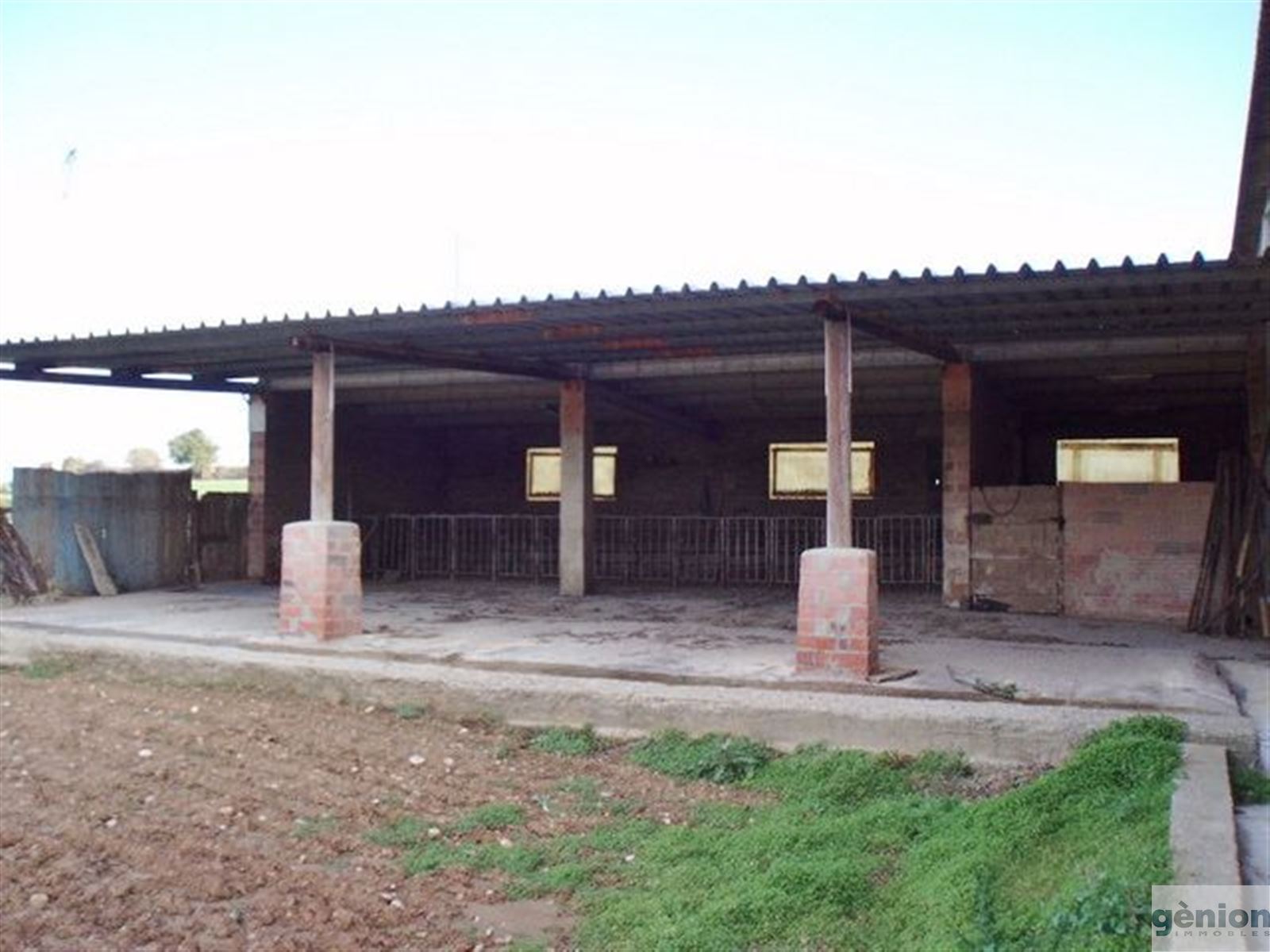 FERME À L’ALT EMPORDÀ. 1.562M² BÂTIE ET 18,2 HA DE TERRAIN