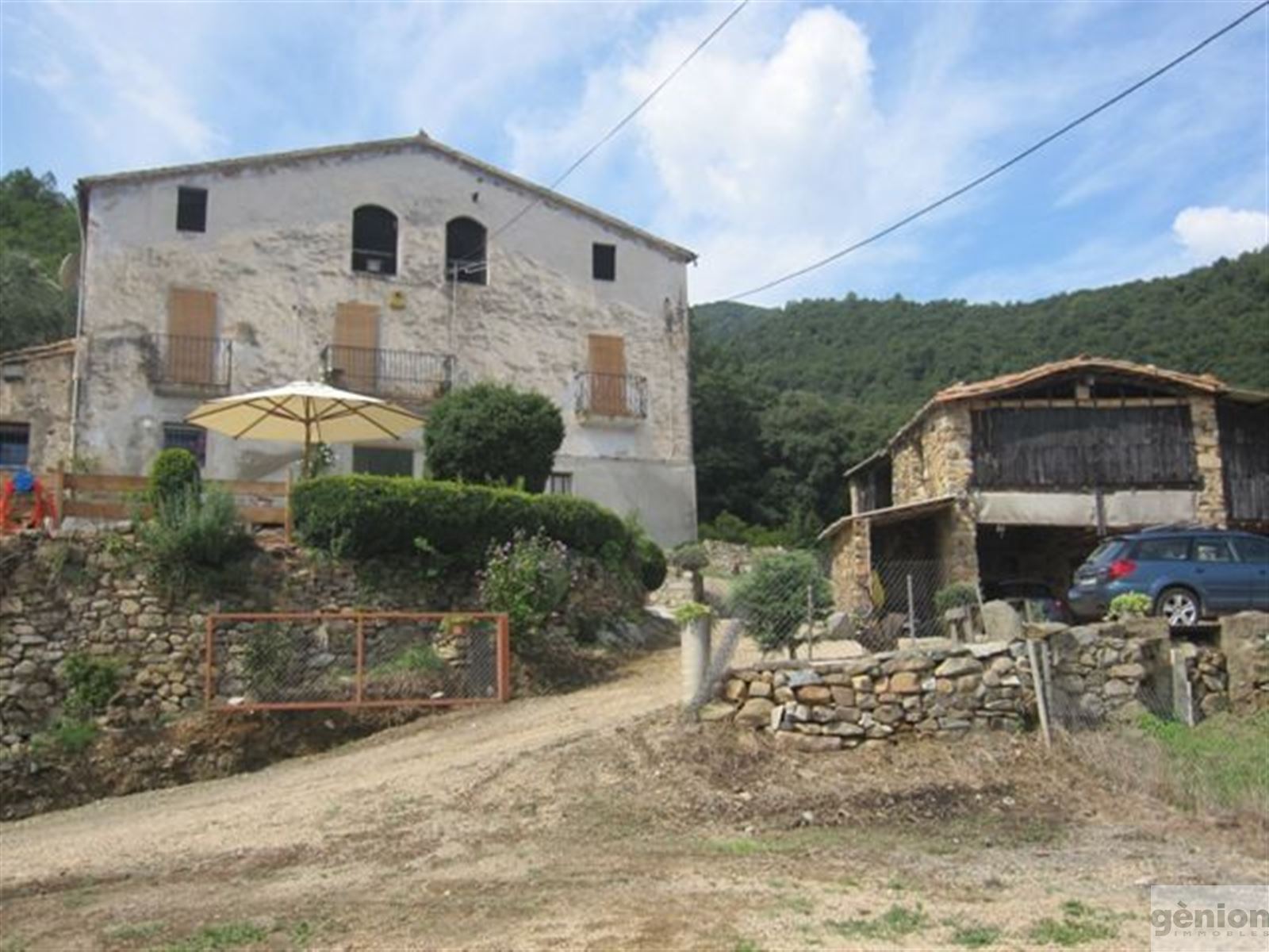 MASIA I PALLER A LA SELVA. 837M² CONSTRUÏTS. TERRENY DE 21,40HA.